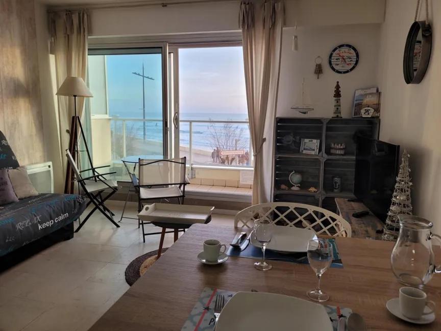 Studio Sur Le Remblai Des Sables Dolonne Les Sables-dʼOlonne Buitenkant foto
